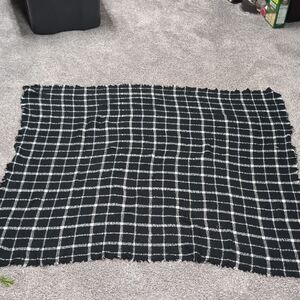 Black & White Blanket Scarf